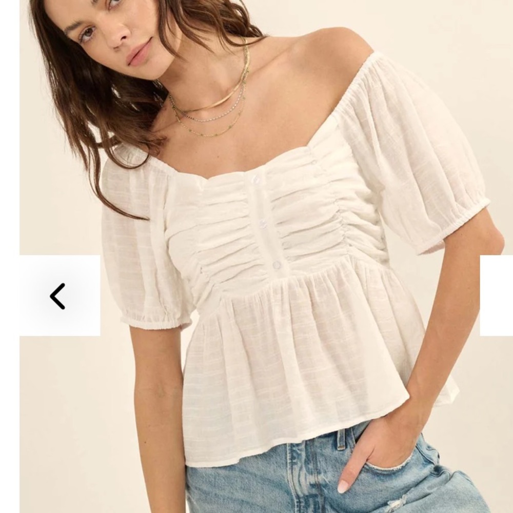 White Short Sleeve Ruched Top